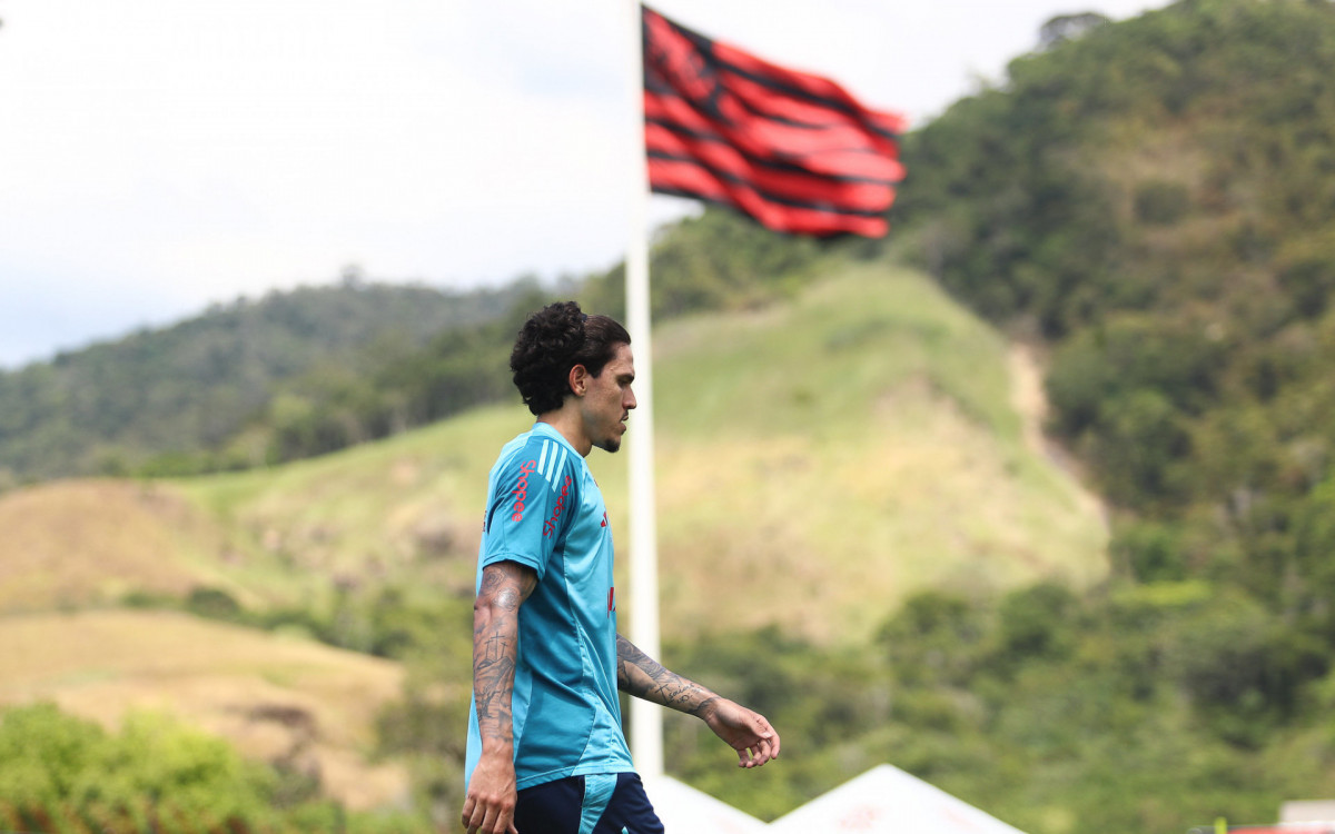 Pedro não entra em campo pelo Flamengo desde setembro do ano passado