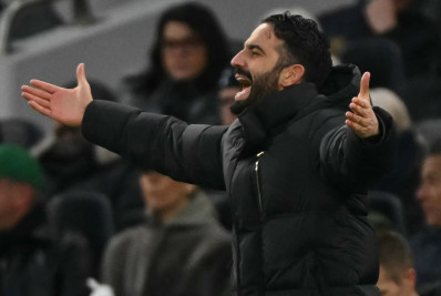 Técnico do United associa demissões no clube à falta de sucesso do time