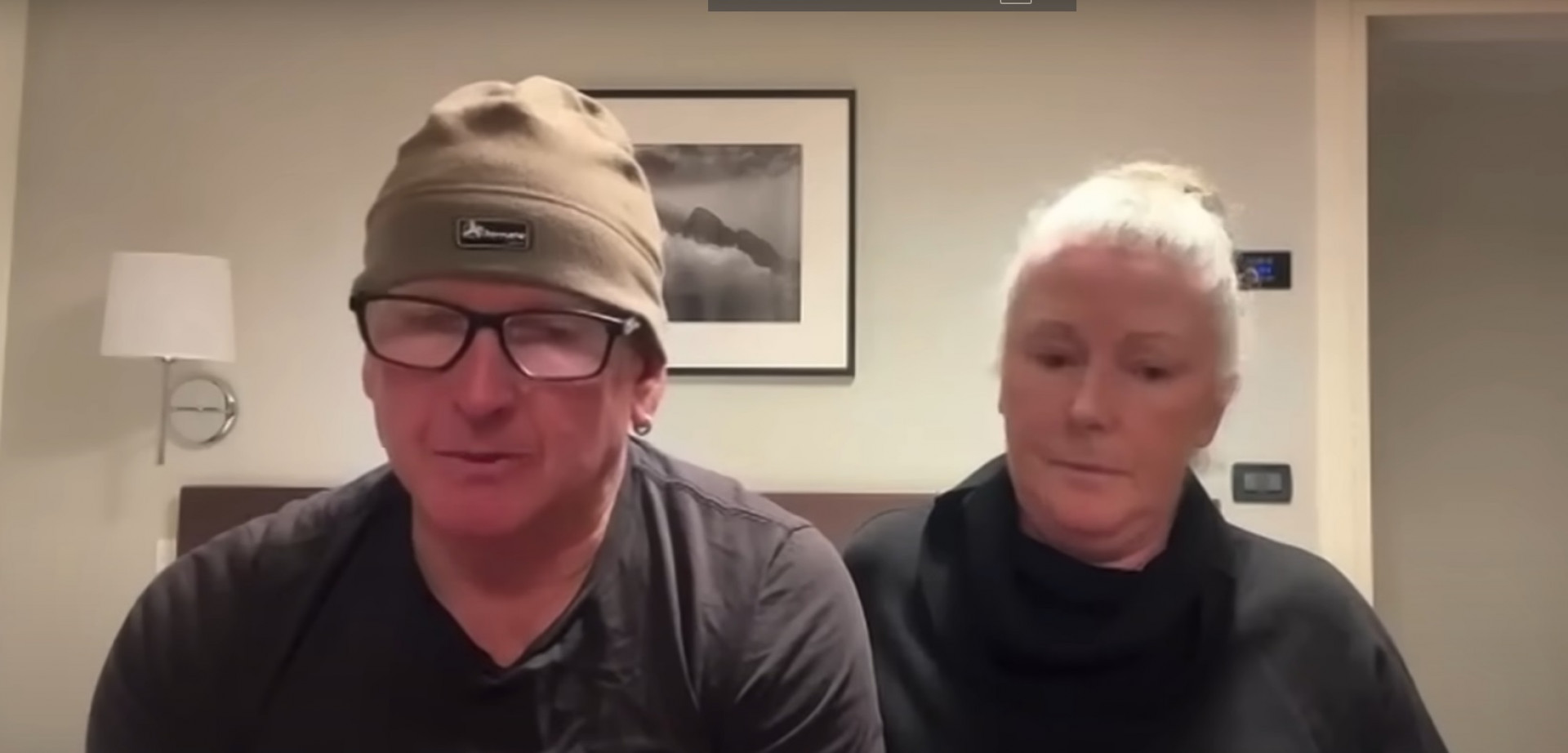 Mitchell Ring e Jennifer Colin, em entrevista ao programa 'A Current Affair' - Reprodução / A Current Affair