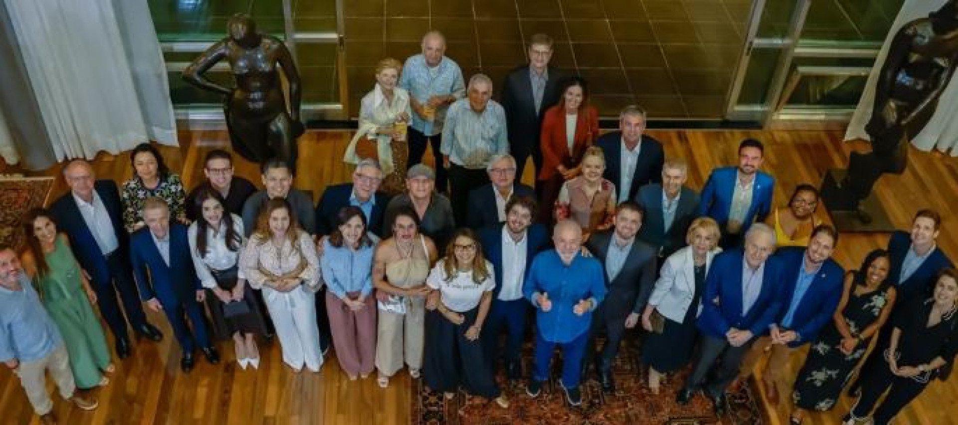 Integrantes do governo marcaram presença na exibição do filme - Ricardo Stuckert / PR