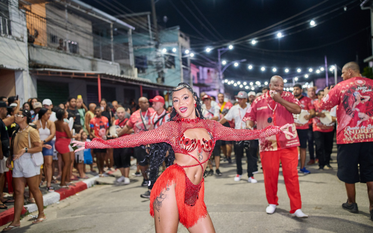 Estreando como rainha, Andressa Marinho começou na UPM como passista mirim - Deivid Maldonado/Unidos de Padre Miguel