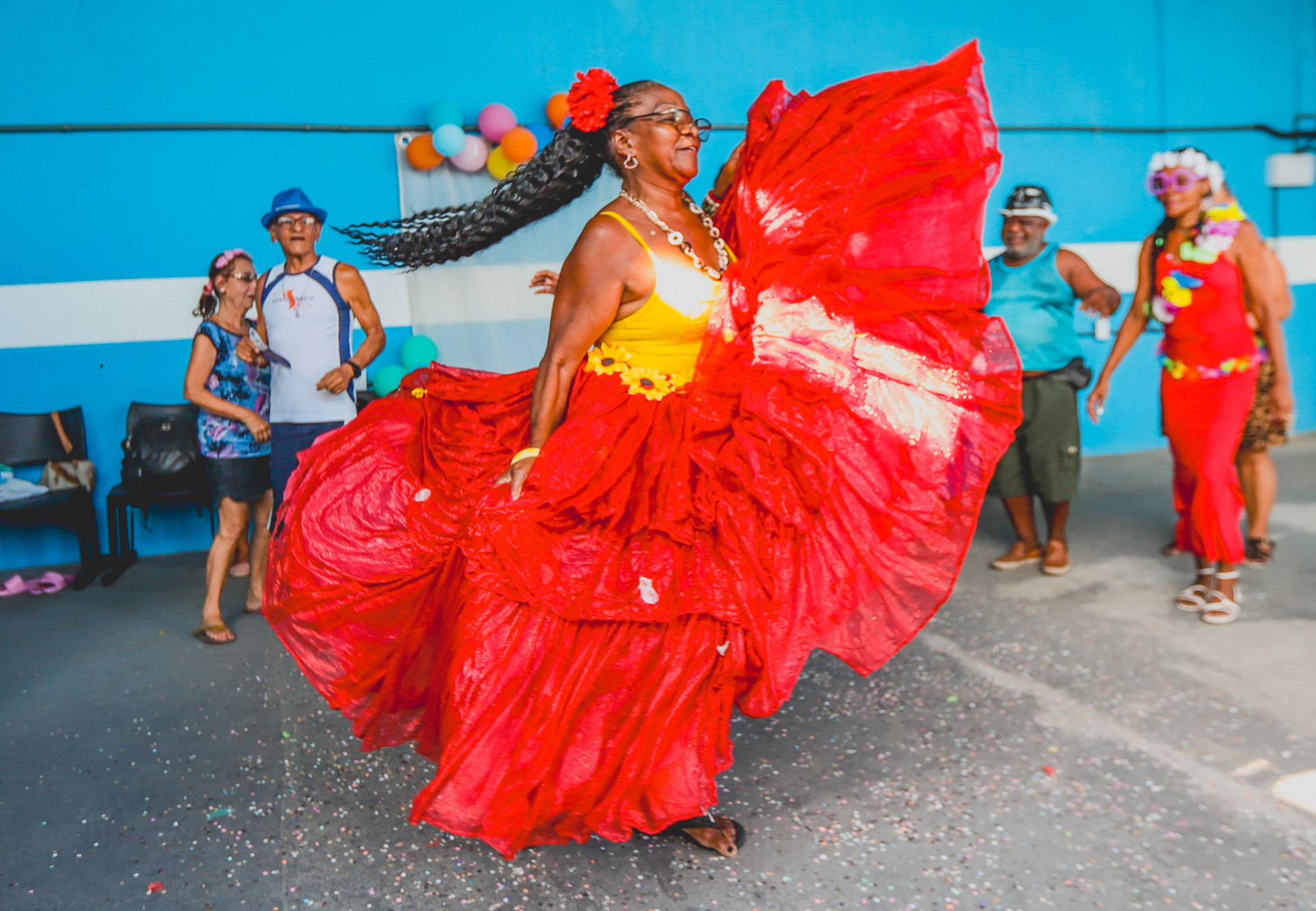 O baile de carnaval ficou marcado pelas belas fantasias - Gilberto Rocha