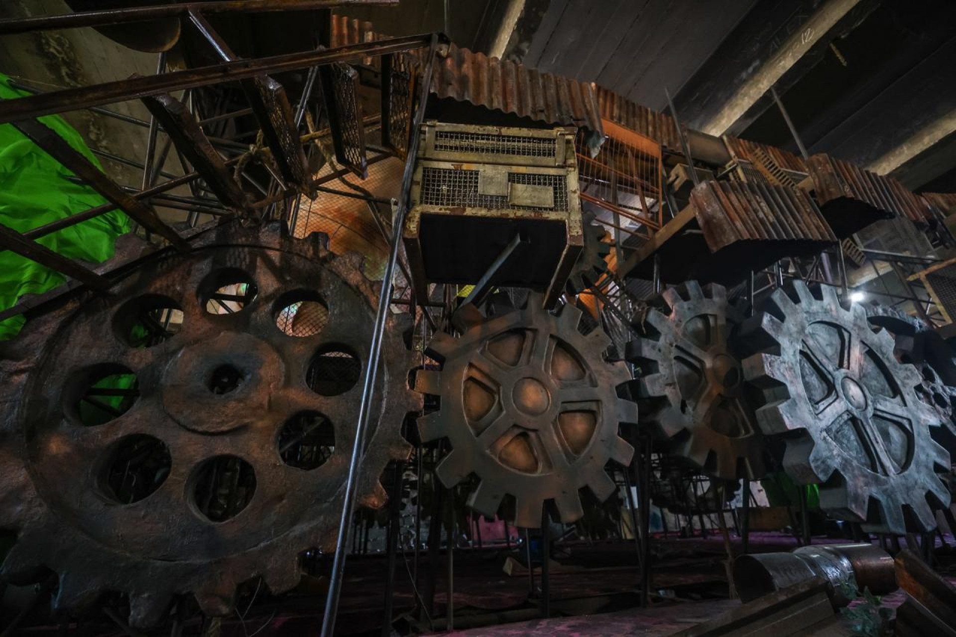 Lateral de uma das alegorias da Porto da Pedra - Renan Areias / Agência O Dia