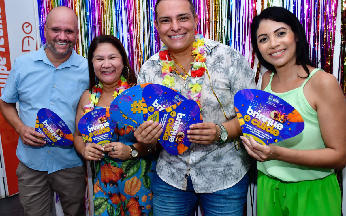 Secretário Marcos Paulo, Enelita Baranauskas, secretário Diogo Bastos e Rose Souza se divertiram no baile