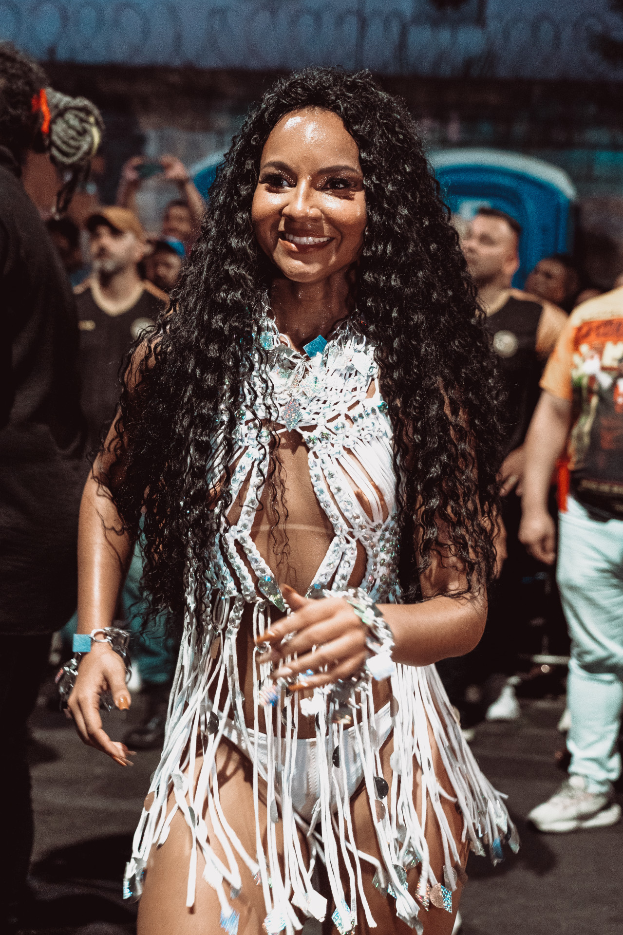 Rayane Dumont é rainha de bateria da União de Maricá - Divulgação