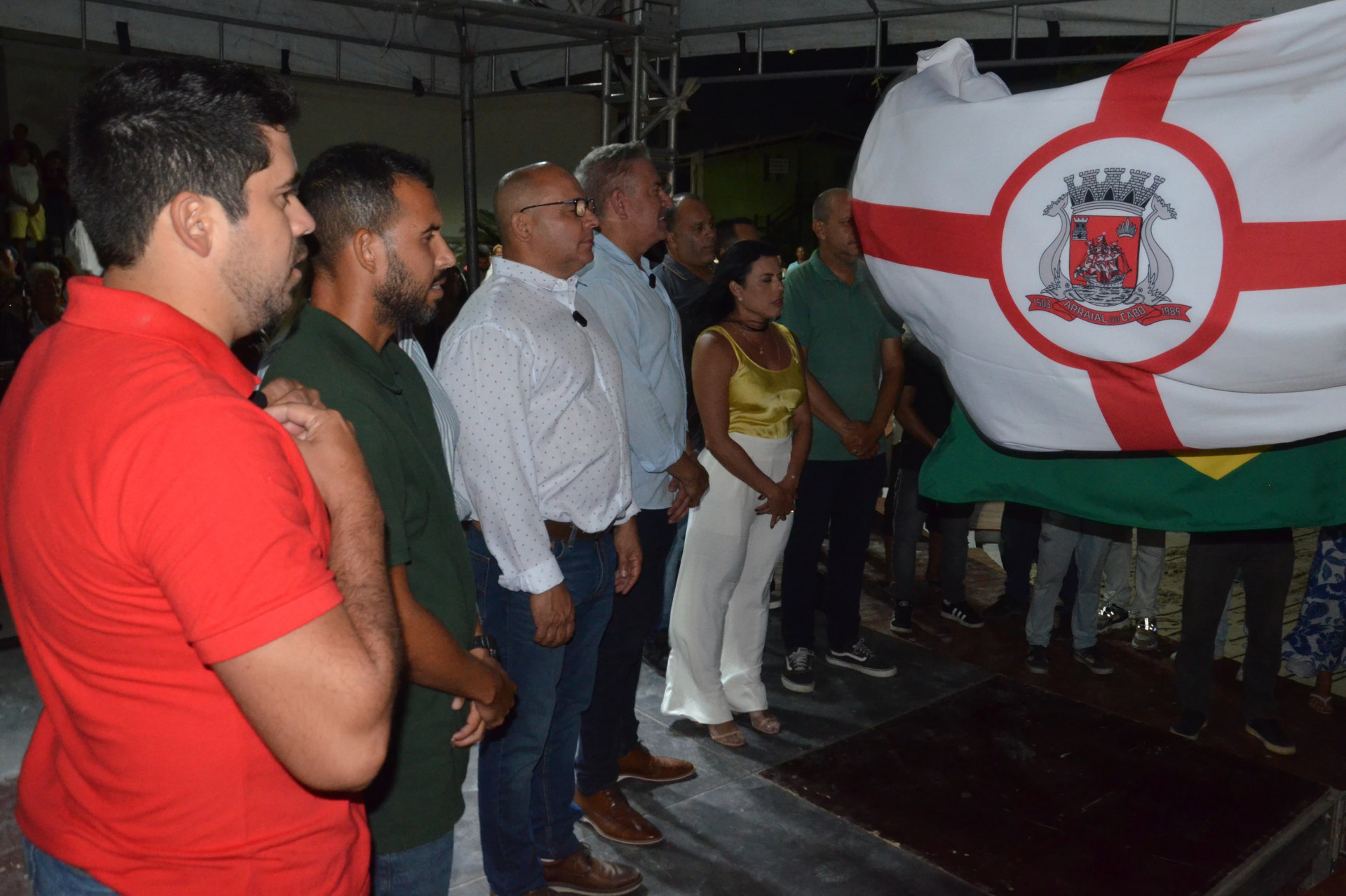  Autoridades reunidas na inauguração da Praça de Figueira  - Divulgação/ ASCOM