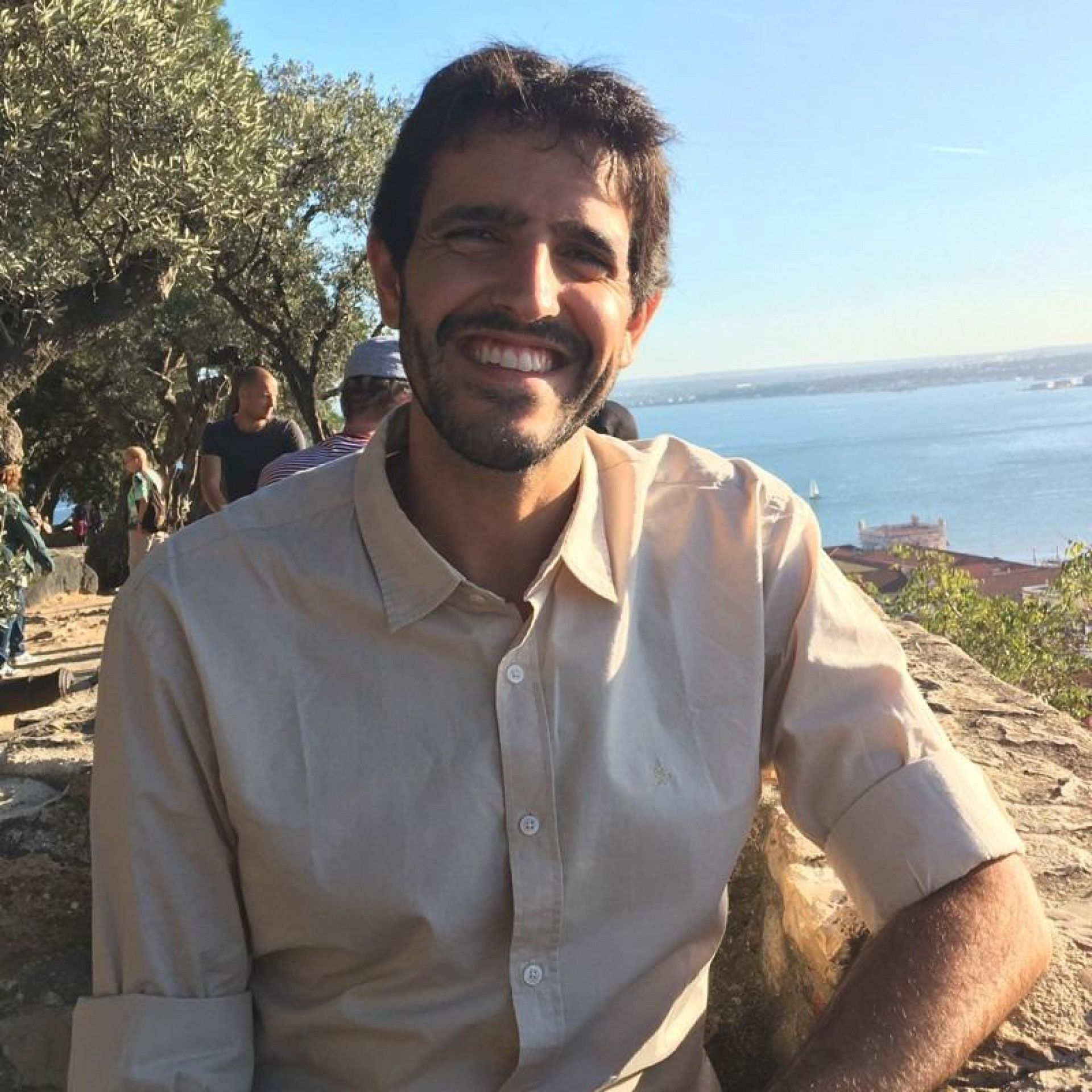 O médico veterinário Pedro Risolia lembra que os pets merecem cuidados especiais durante o verão