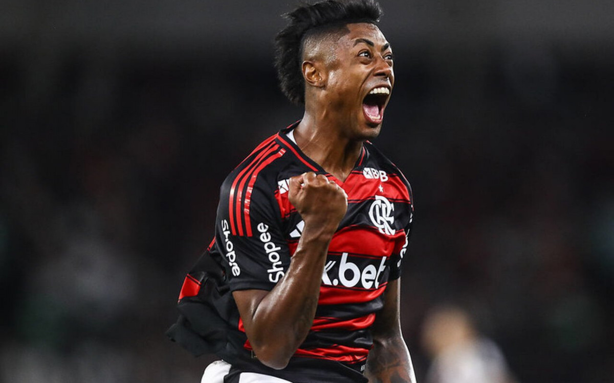 Filipe Lu&iacute;s entende escolha do Vasco, analisa partida e exalta Bruno Henrique