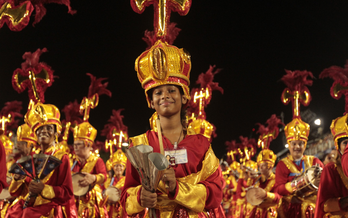 Desfile da Série Ouro Carnaval 2025 - Desfile da G.R.E.S Tradição, na Avenida Marquês de Sapucaí, no Centro do Rio de Janeiro, neste sábado (01). Foto: Reginaldo Pimenta/Agência O Dia