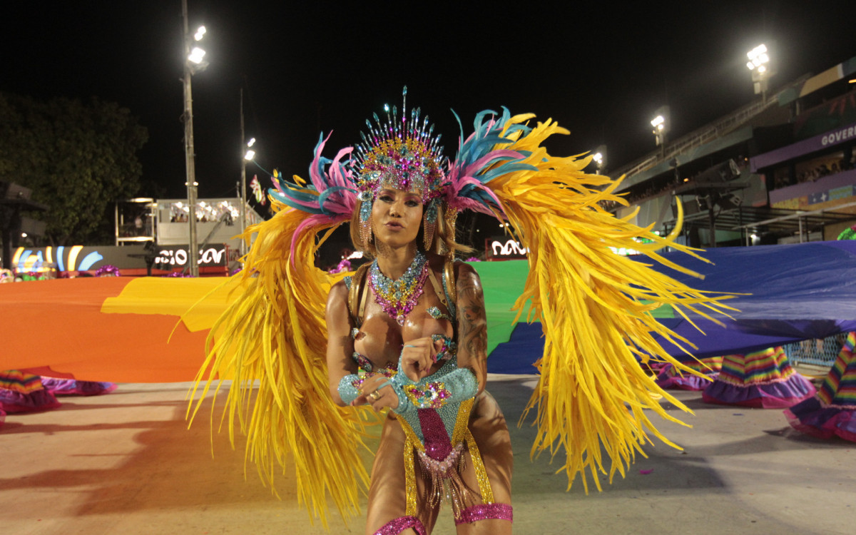 Desfile da Série Ouro Carnaval 2025 - Desfile da G.R.E.S Tradição, na Avenida Marquês de Sapucaí, no Centro do Rio de Janeiro, neste sábado (01). Foto: Reginaldo Pimenta/Agência O Dia