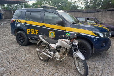 PRF apreende motos e carros em operação de Carnaval, em Pernambuco