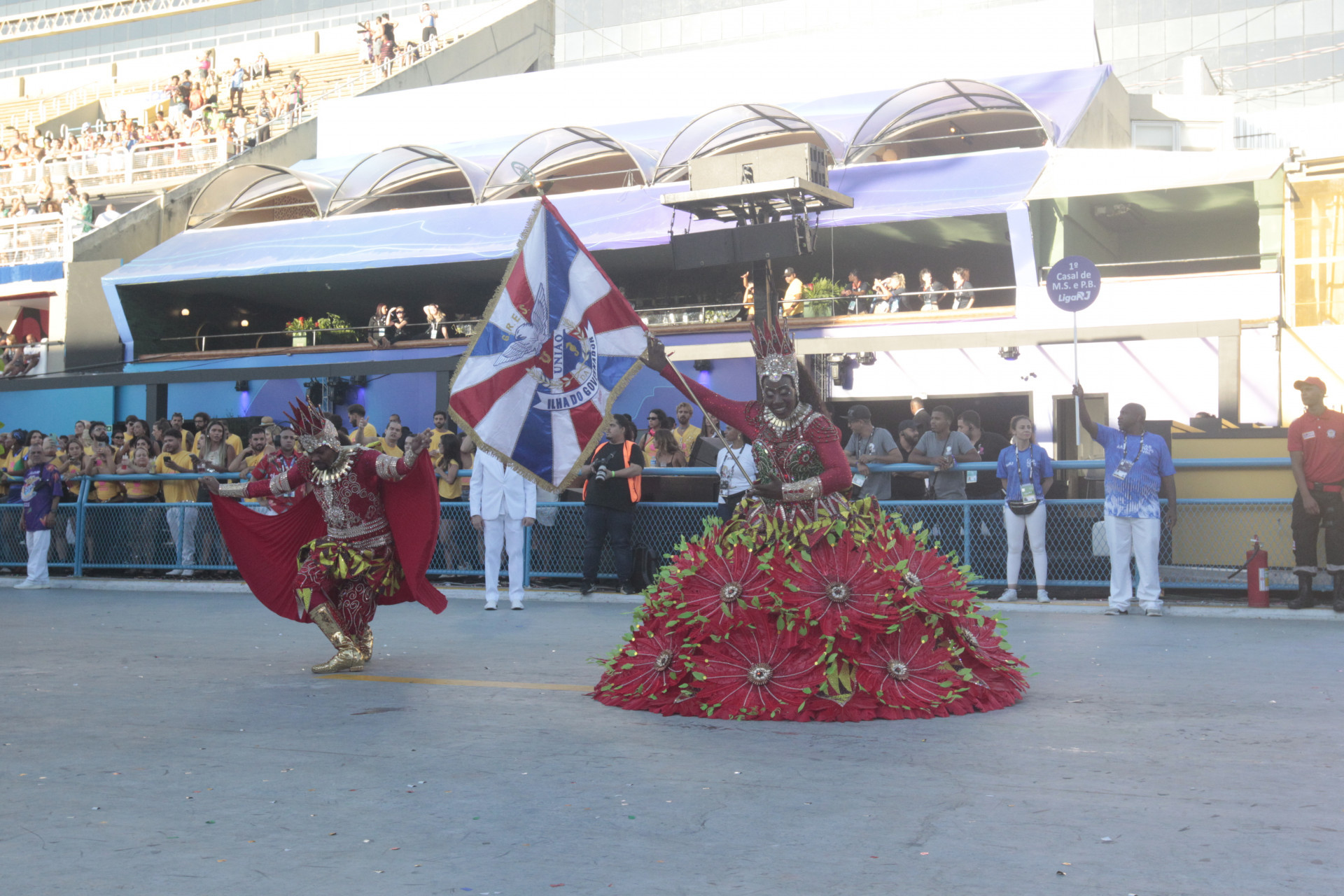 David Sabiá e Fernanda Lhove foram dispensados pela diretoria da Ilha
 - Reginaldo Pimenta / Arquivo O Dia 