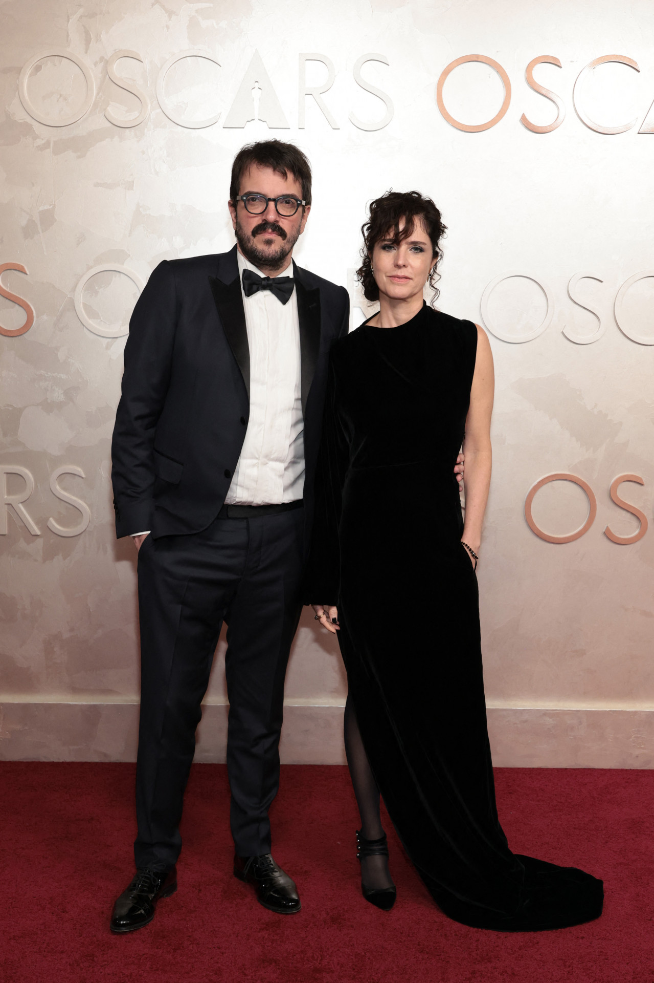 Produtor Rodrigo Teixeira, de Ainda Estou Aqui, com Christina Kartchner - AFP