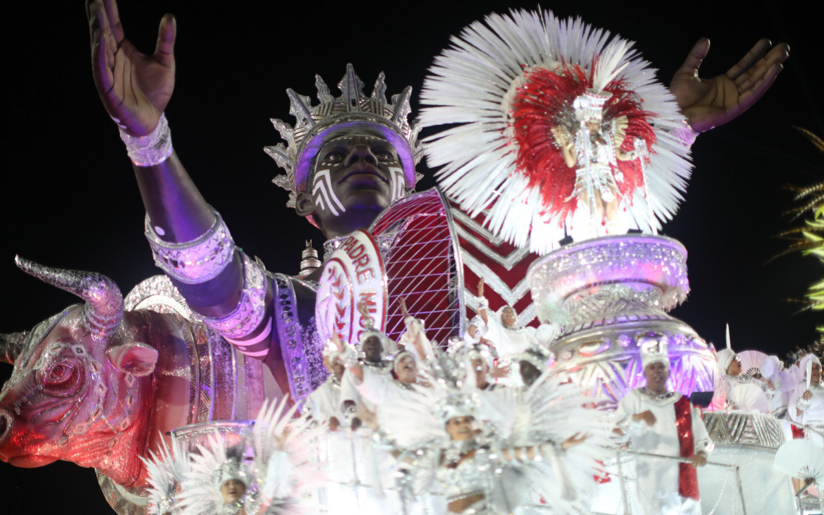 A escola UPM, que não desfilava no Grupo Especial desde 1972, voltou à elite do Carnaval após 52 anos
