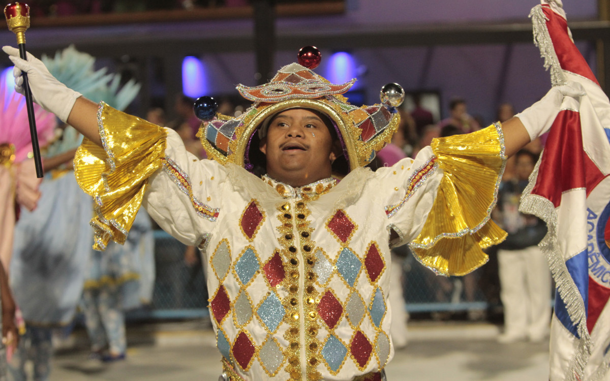 Desfile da Série Ouro Carnaval 2025 - Desfile da G.R.E.S Acadêmicos de Vigário Geral, na Avenida Marquês de Sapucaí, no Centro do Rio de Janeiro, neste sábado (01). Foto: Reginaldo Pimenta / Agencia O Dia