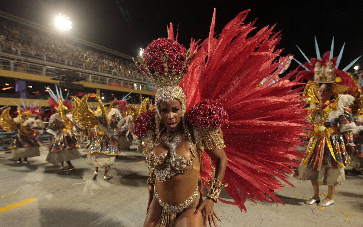 Desfile da Série Ouro Carnaval 2025 - Desfile da G.R.E.S Acadêmicos de Vigário Geral, na Avenida Marquês de Sapucaí, no Centro do Rio de Janeiro, neste sábado (01). Foto: Reginaldo Pimenta / Agencia O Dia