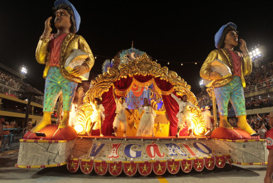 Vigário Geral faz seu melhor desfile na Série Ouro e encanta com comissão de frente e casal 