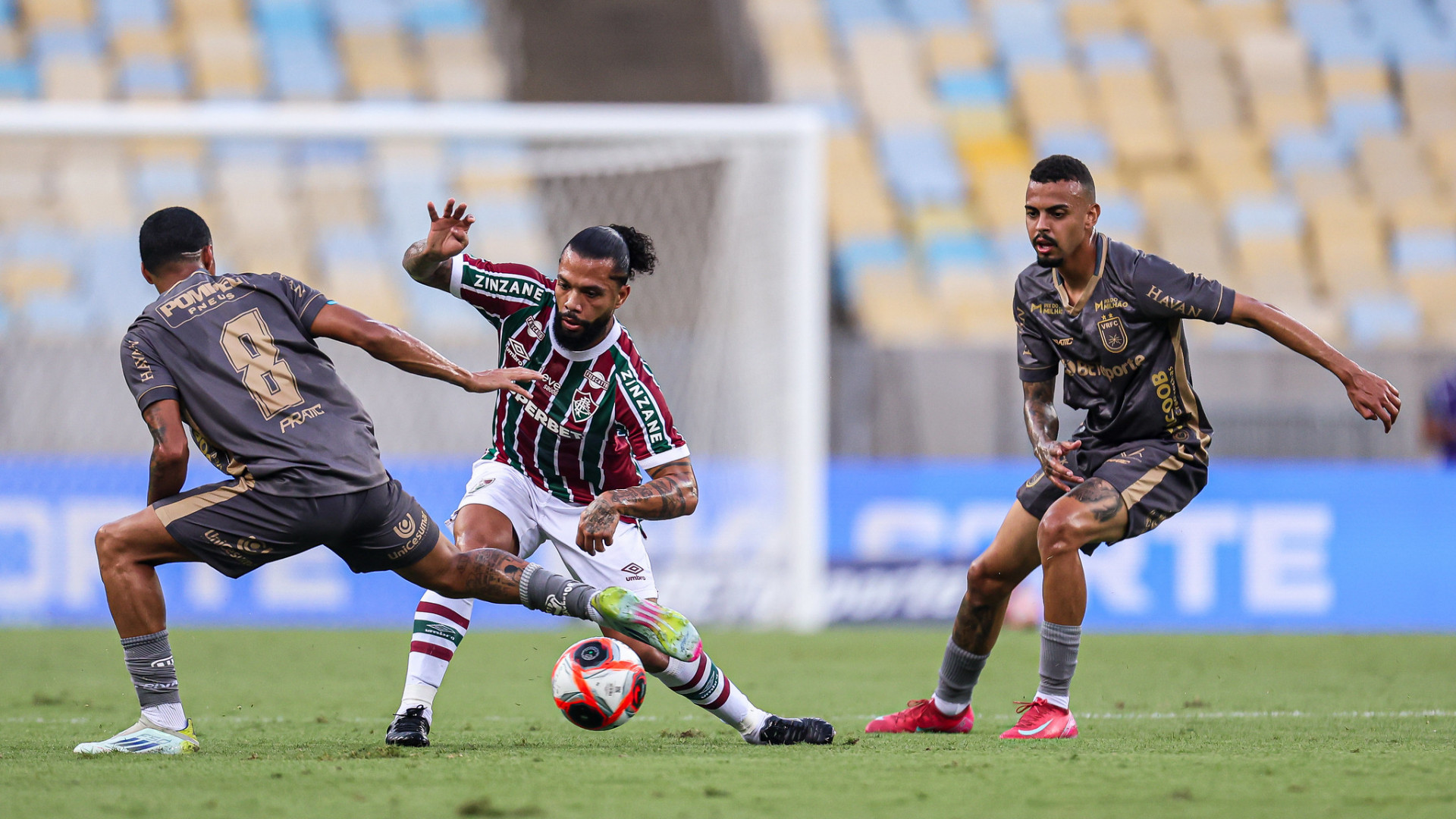 Otávio em ação durante a vitória do Fluminense sobre o Volta Redonda - Marcelo Gonçalves/Fluminense FC