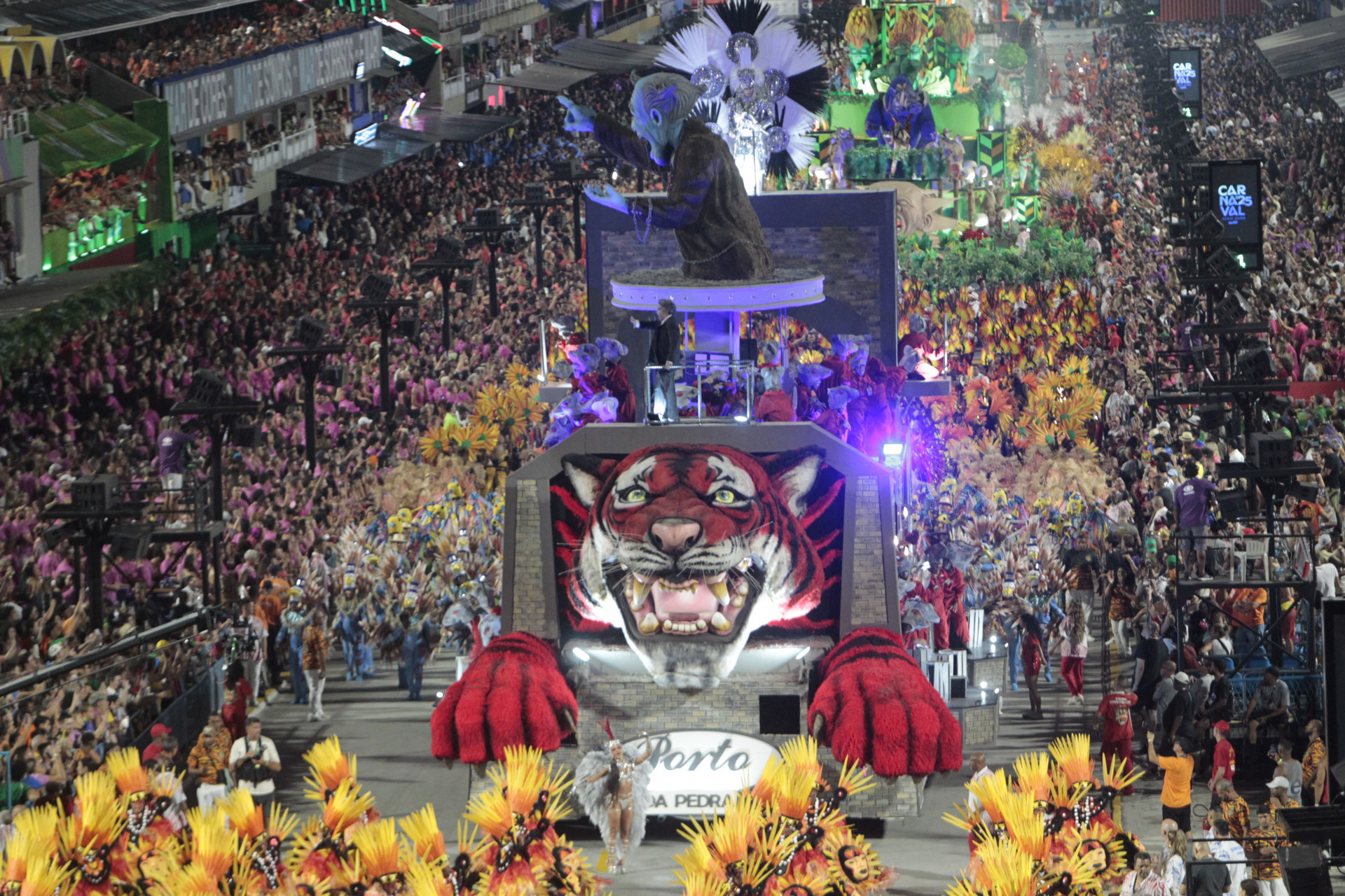 Abre-alas da Porto da Pedra no &uacute;ltimo Carnaval - Reginaldo Pimenta / Arquivo O Dia