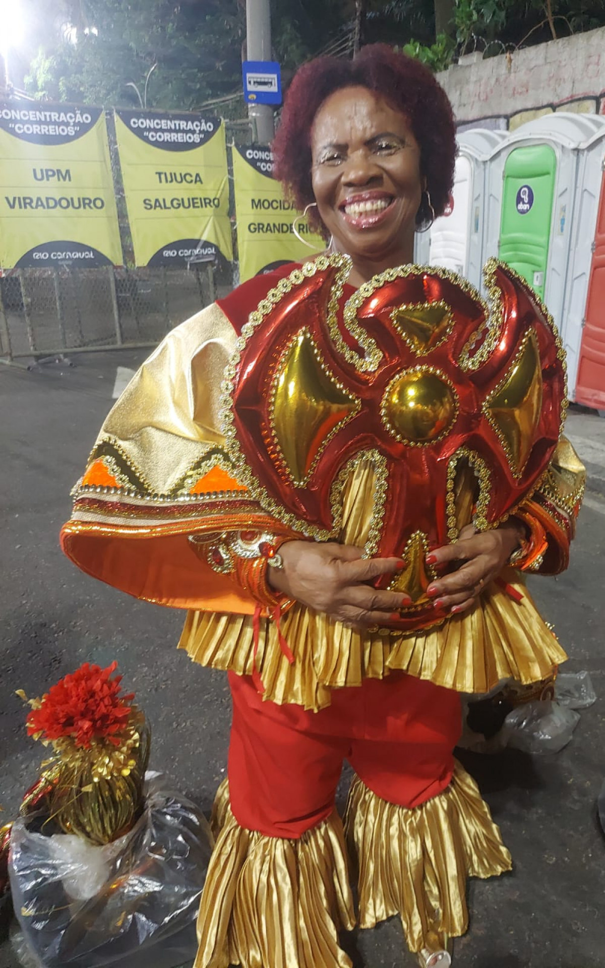 Evangelina Bomfim, componente da ala das baianas há 17 anos - Rachel Siston / Agência O Dia