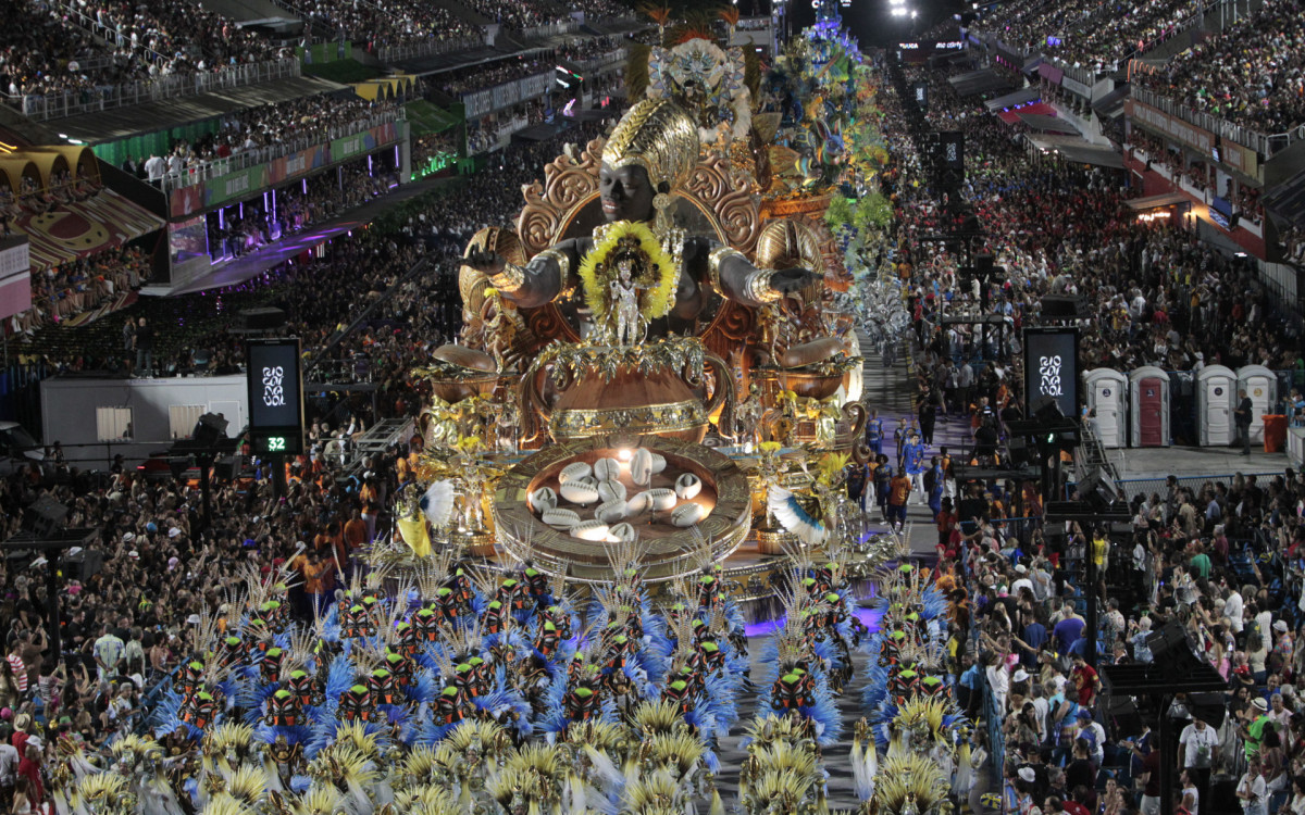 Unidos da Tijuca abriu o segundo dia de desfiles com 'Logun Edé - O Santo Menino Que o Velho Respeita' - Reginaldo Pimenta/Agência O Dia