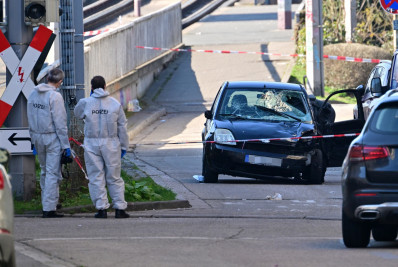 Atropelamento de multidão deixa dois mortos e 11 feridos na Alemanha