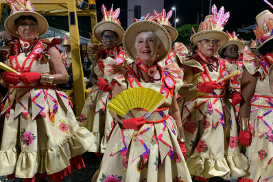'Vão precisar de mais arrumação', opina componente da Velha Guarda sobre espaço na Sapucaí