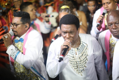 Neguinho vê Beija-Flor no 'páreo' e pede título do Carnaval por Laíla: 'Ele merece'