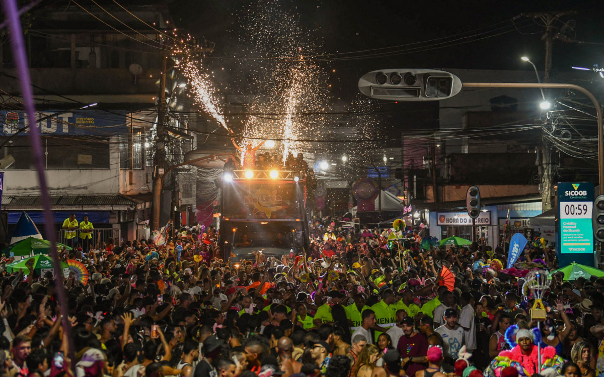 Bloco Me Leva no centro de Guapimirim - Divulga&ccedil;&atilde;o