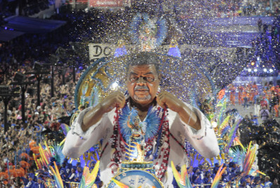 Liesa recoloca à venda frisas para desfiles do Grupo Especial nesta terça-feira