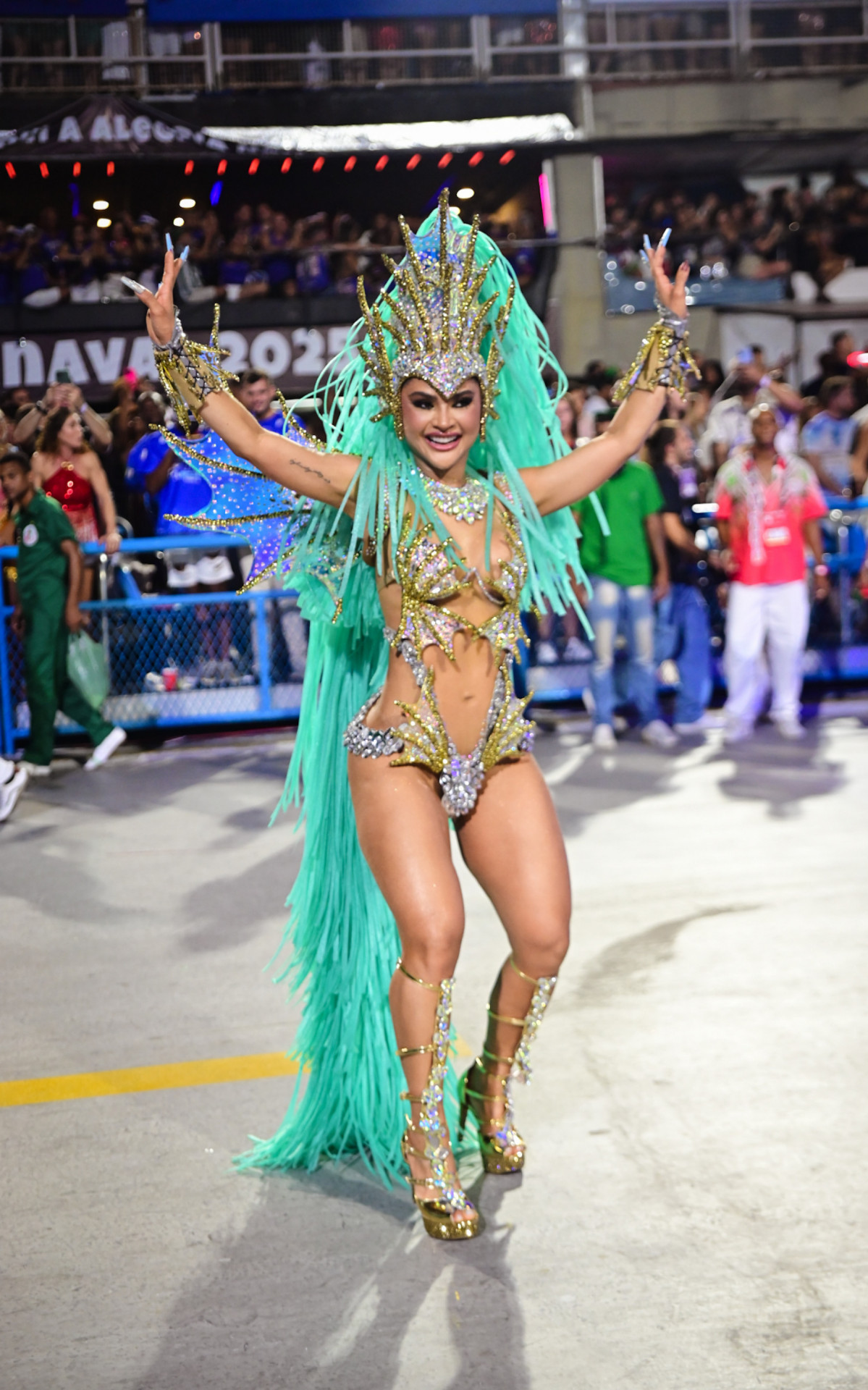 Mileide Mihaile no desfile da Grande Rio 2025