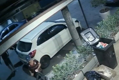 Criminosos invadem e furtam churrascaria durante a madrugada na Vila da Penha