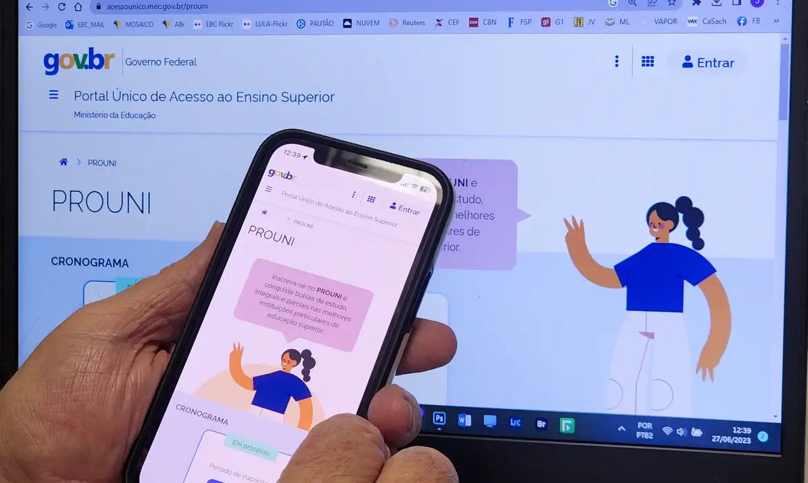 Prouni abre lista de espera para vagas do 1º semestre de 2025