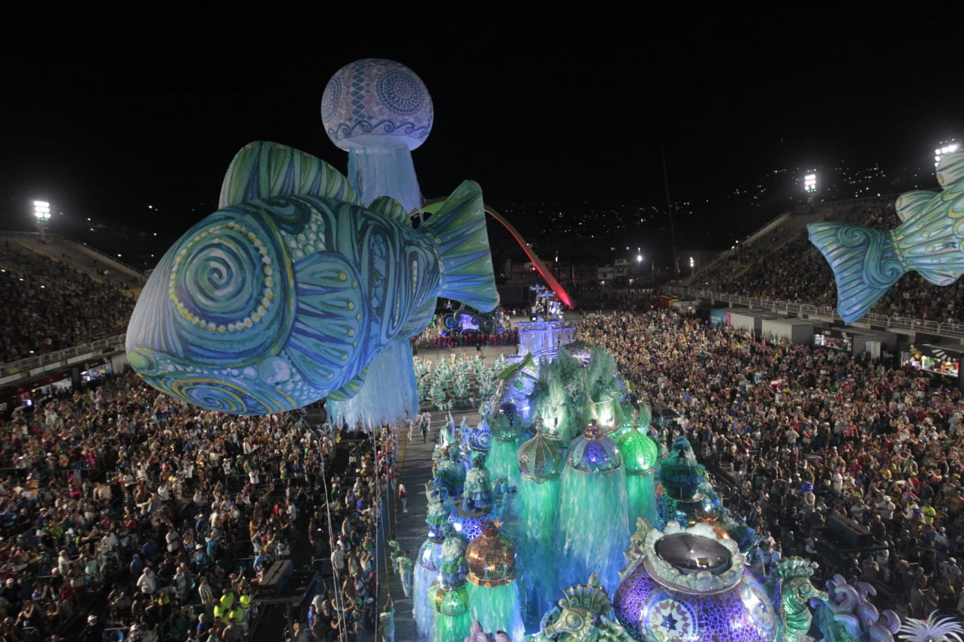 Grande Rio homenageou o Carimbó e a Encantaria, cultura típica do Pará, com o enredo