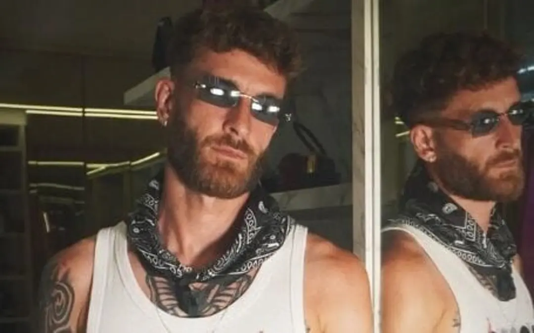 Léo Pereira marcou presença em camarote na Sapucaí