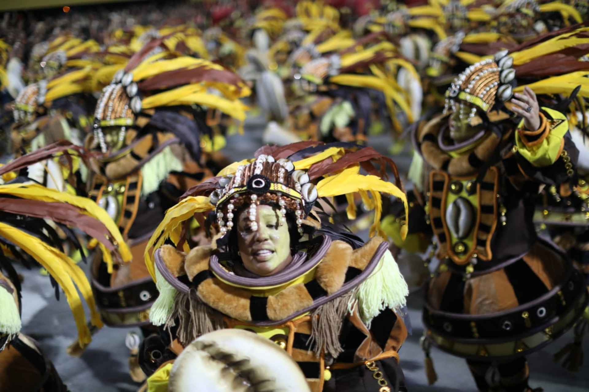 Tuiuti teve como enredo Xica Manicongo, primeira travesti não indígena do país - Pedro Teixeira / Agência O Dia