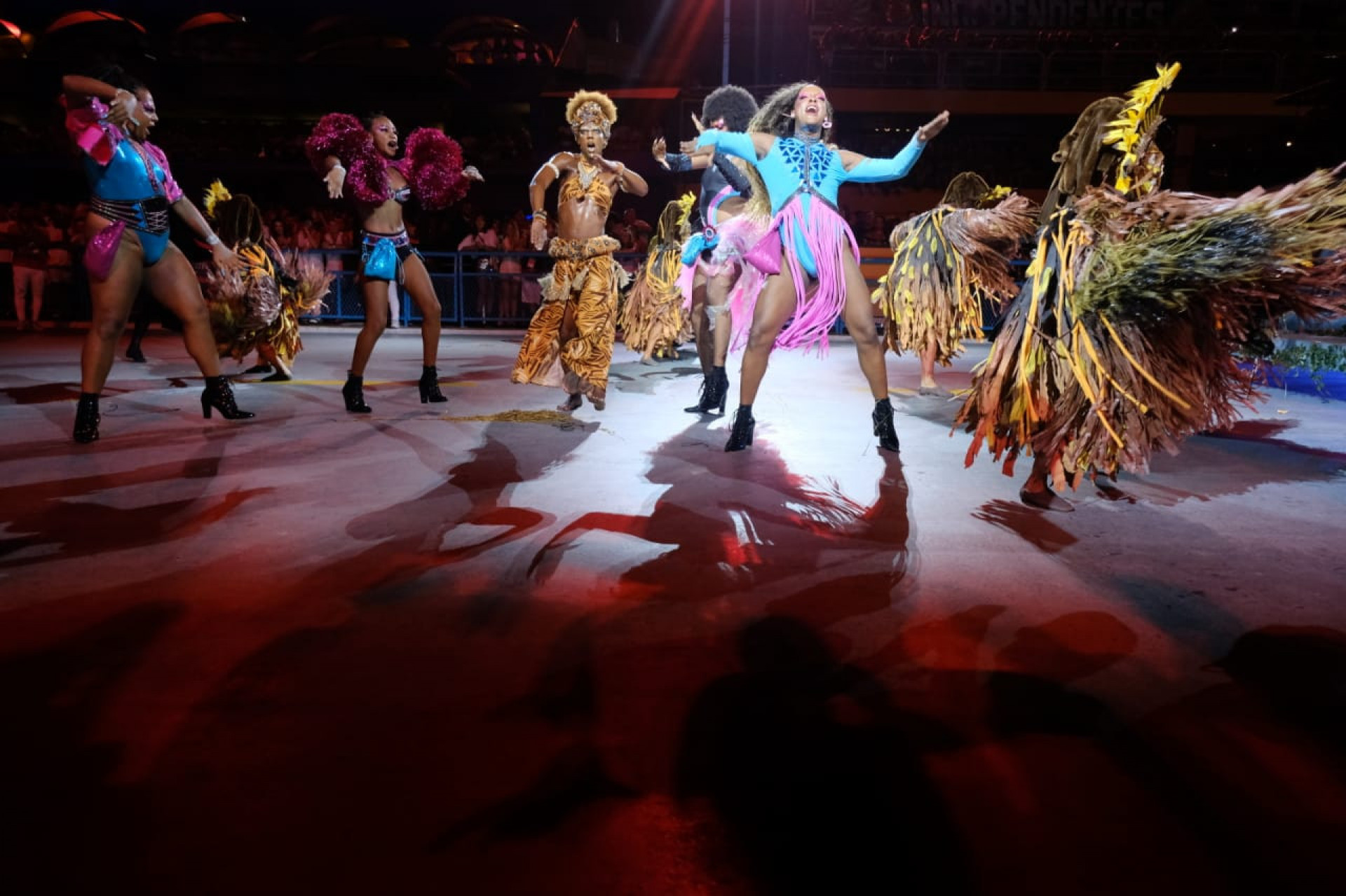 Tuiuti teve como enredo Xica Manicongo, primeira travesti não indígena do país - Pedro Teixeira / Agência O Dia