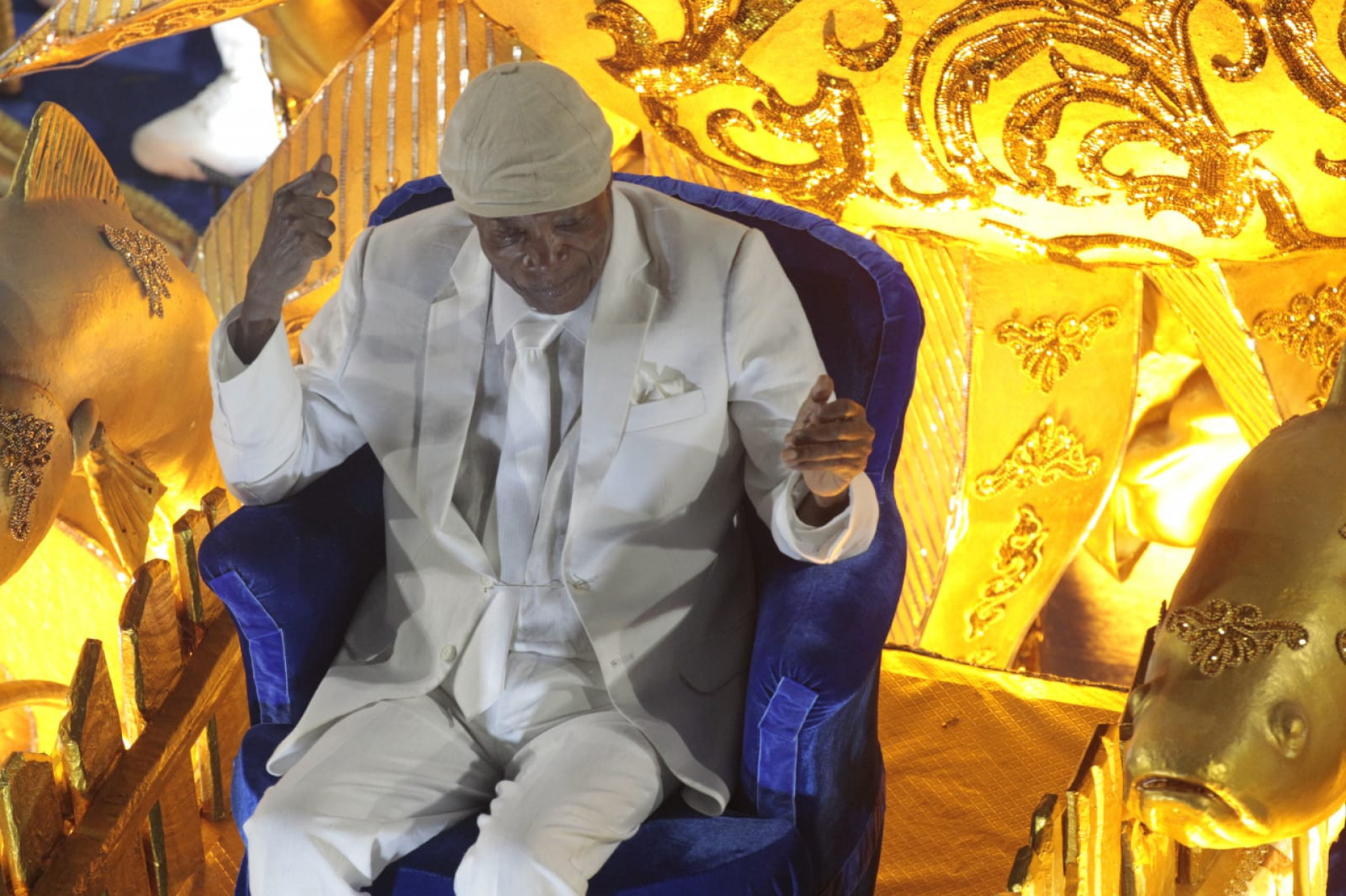 Portela desfilou na Sapucaí com homenagens ao cantor Milton Nascimento - Reginaldo Pimenta / Agência O Dia