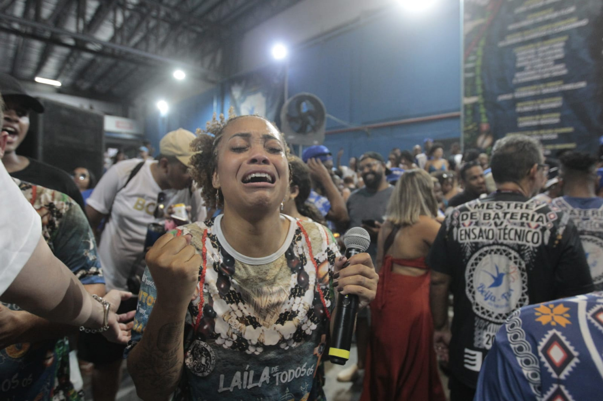 Foliões lotam a quadra da Beija-Flor para comemorar o título do Carnaval 2025 - Reginaldo Pimenta / Agência O Dia