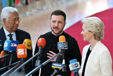 Zelensky agradece europeus e destaca que ucranianos não estão sozinhos