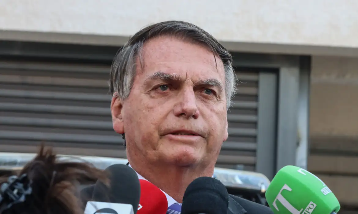 Bolsonaro diz que só indicaria outro candidato para 2026 'depois de morto'