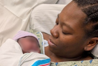 Mãe dá à luz bebê de 6 kg nos EUA e impressiona enfermeiros: 'Ela é grande'