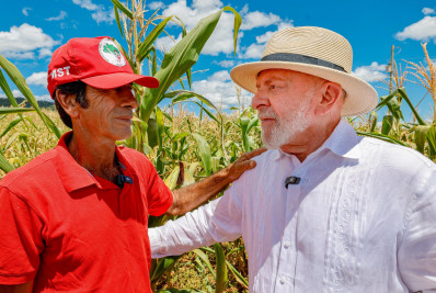 Lula: Bolsonaro sabe que cometeu deslize, foi covarde, tramou golpe e morte contra presidente