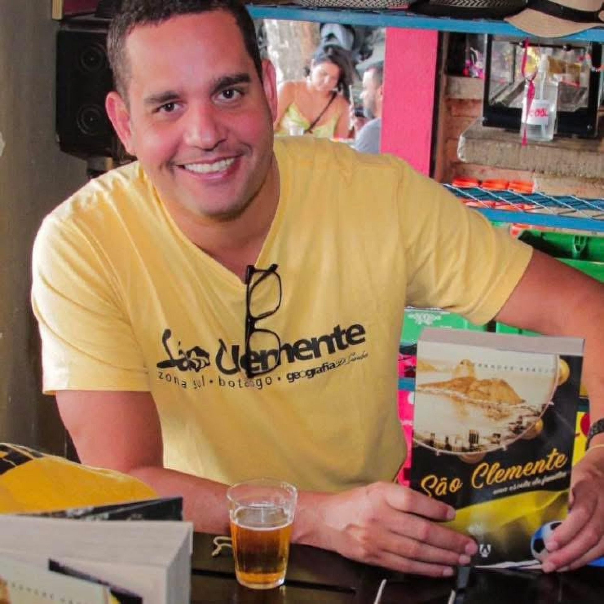 Alexandre Araújo escreveu o livro 'São Clemente: uma Escola de Família' - Divulgação / Arquivo pessoal