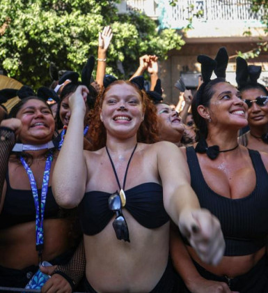 Fim de semana tem blocos e shows de Péricles e Ivete Sangalo