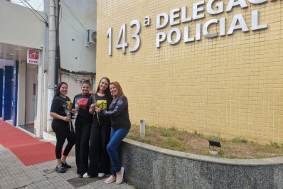 Ação da 143ª DP pelo Dia Internacional da Mulher