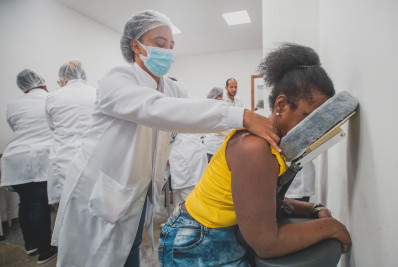 Servidoras de Meriti recebem atividades de bem-estar e valorização feminina