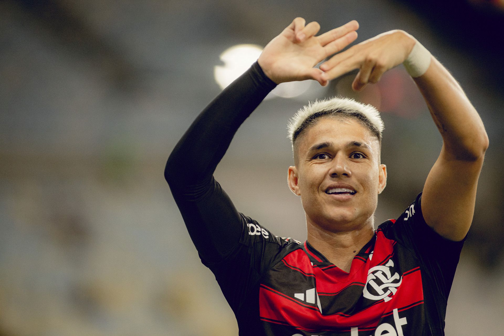 Luiz Araújo fez o gol da vitória do Flamengo sobre o Vasco pela semifinal do Carioca - Adriano Fontes/Flamengo