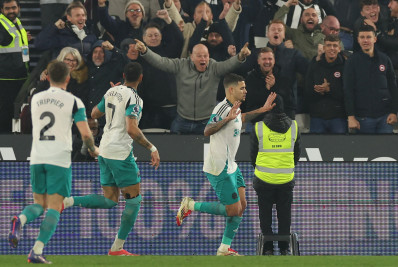 Bruno Guimarães marca, e Newcastle vence West Ham pelo Inglês