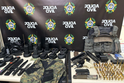 Polícia Civil prende liderança do tráfico e recupera carros roubados em Curicica